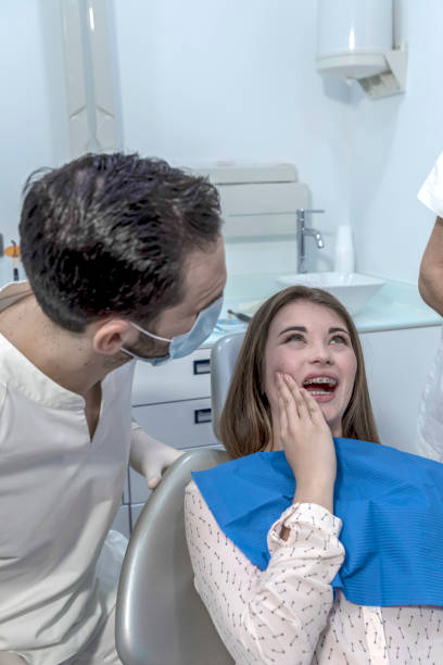 Best Weekend Emergency Dentist in Duquesne, MO